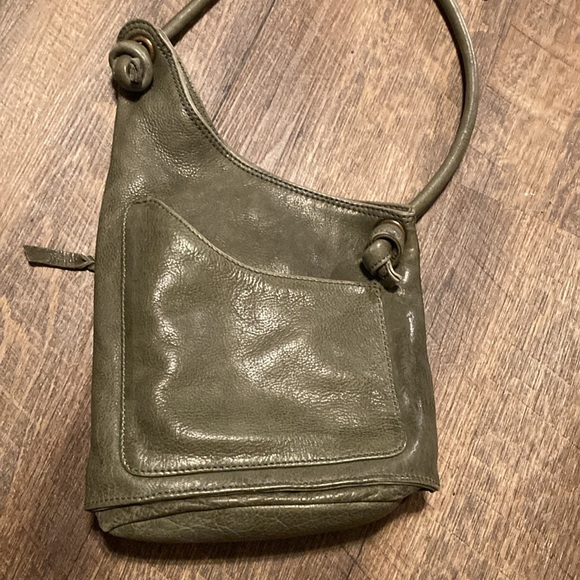 Rock paper Scissors Green Leather crossbody bag - Picture 2 of 8